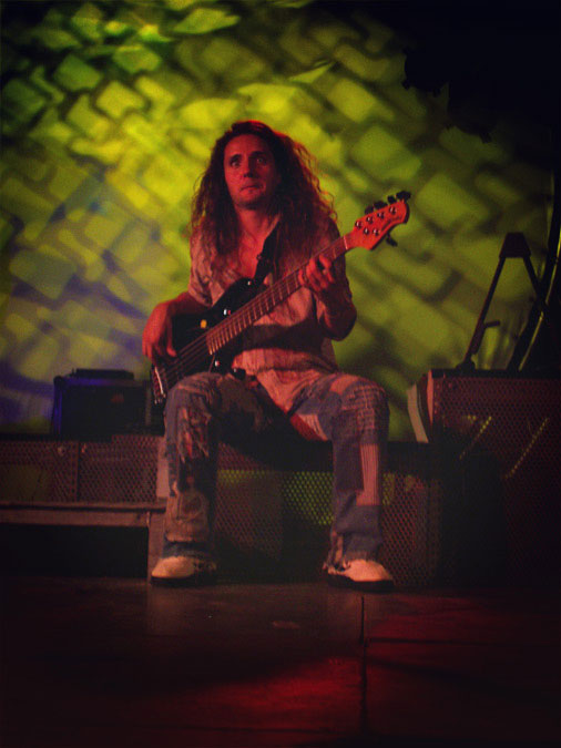 Bassist Frank Stimpfig
