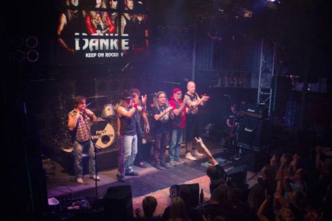 First Generation Number Nine – Live Musikvideo