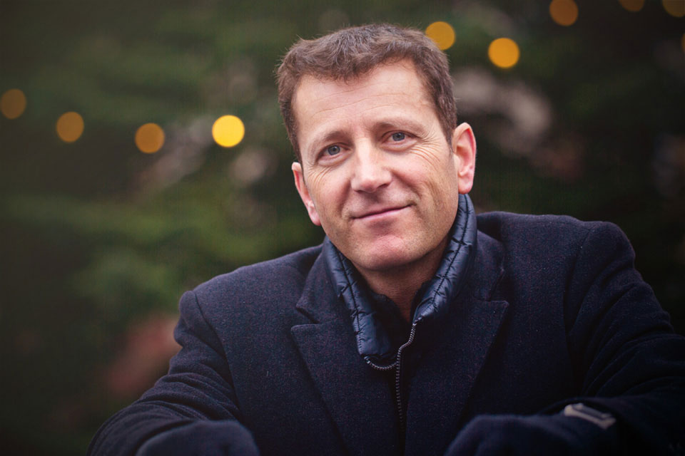 Pianist Arne Schmitt: „Musik bedeutet Freiheit. Geborgenheit. Gefühl. Magie. Seelennahrung. Adrenalin. Spaß.“